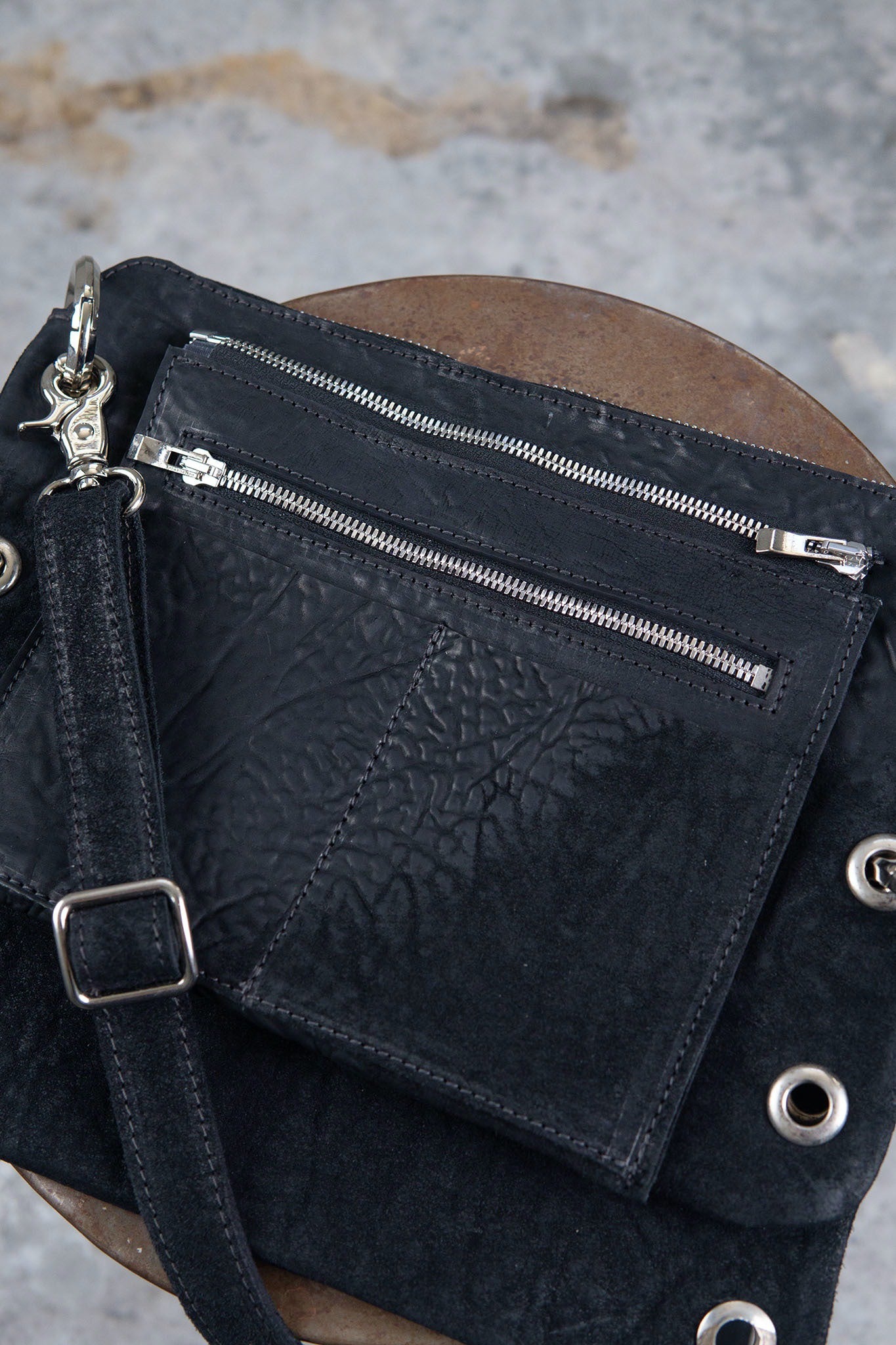 HORSE BUTT RG LEATHER SMALL BAG RA-1