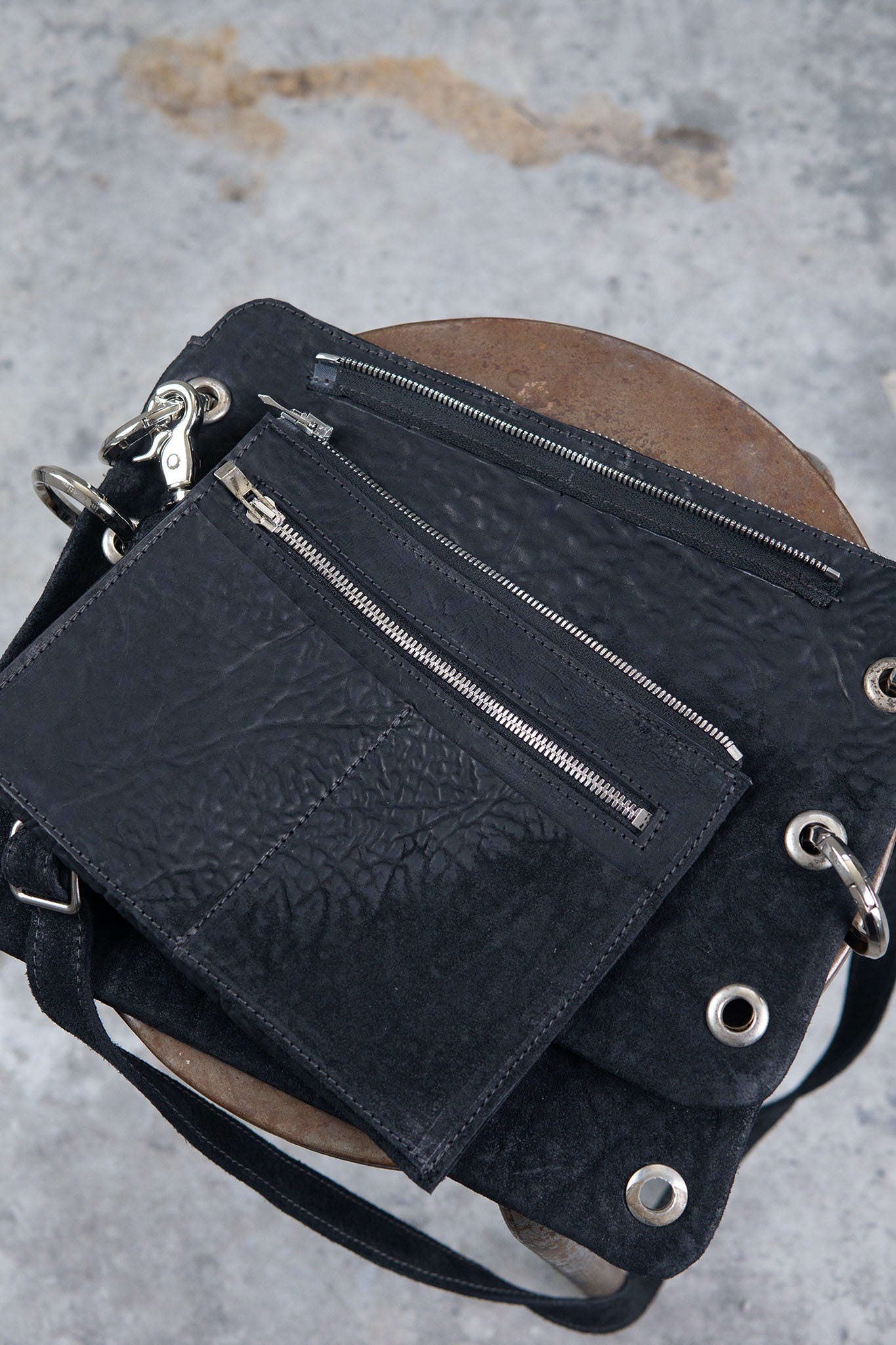 HORSE BUTT RG LEATHER SMALL BAG RA-1
