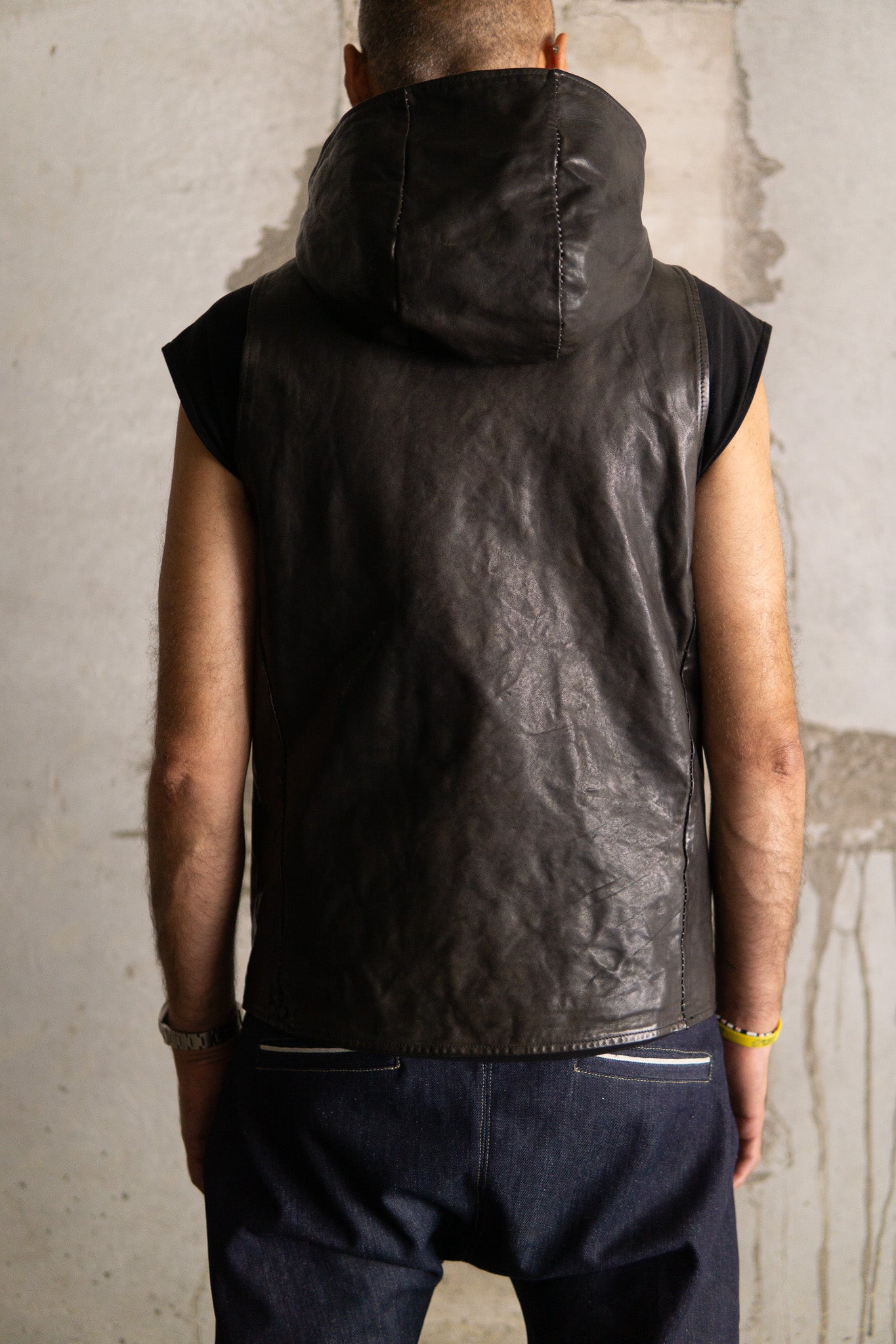 HORSE LEATHER HI COLLAR HOODED ZIP FRONT VEST LINED HV-2