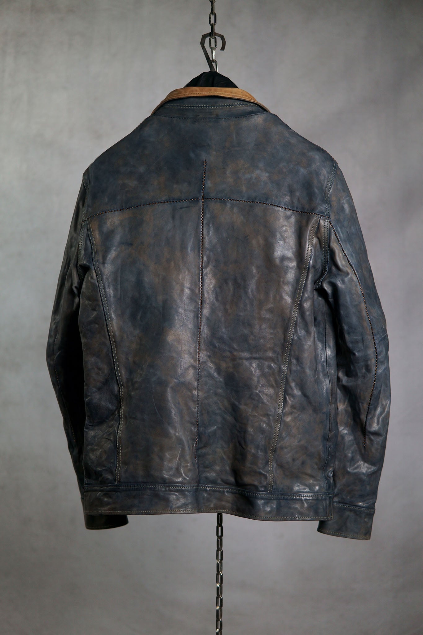 HORSE LEATHER "JEAN" JACKET WITH ONE PIECE SLEEVES