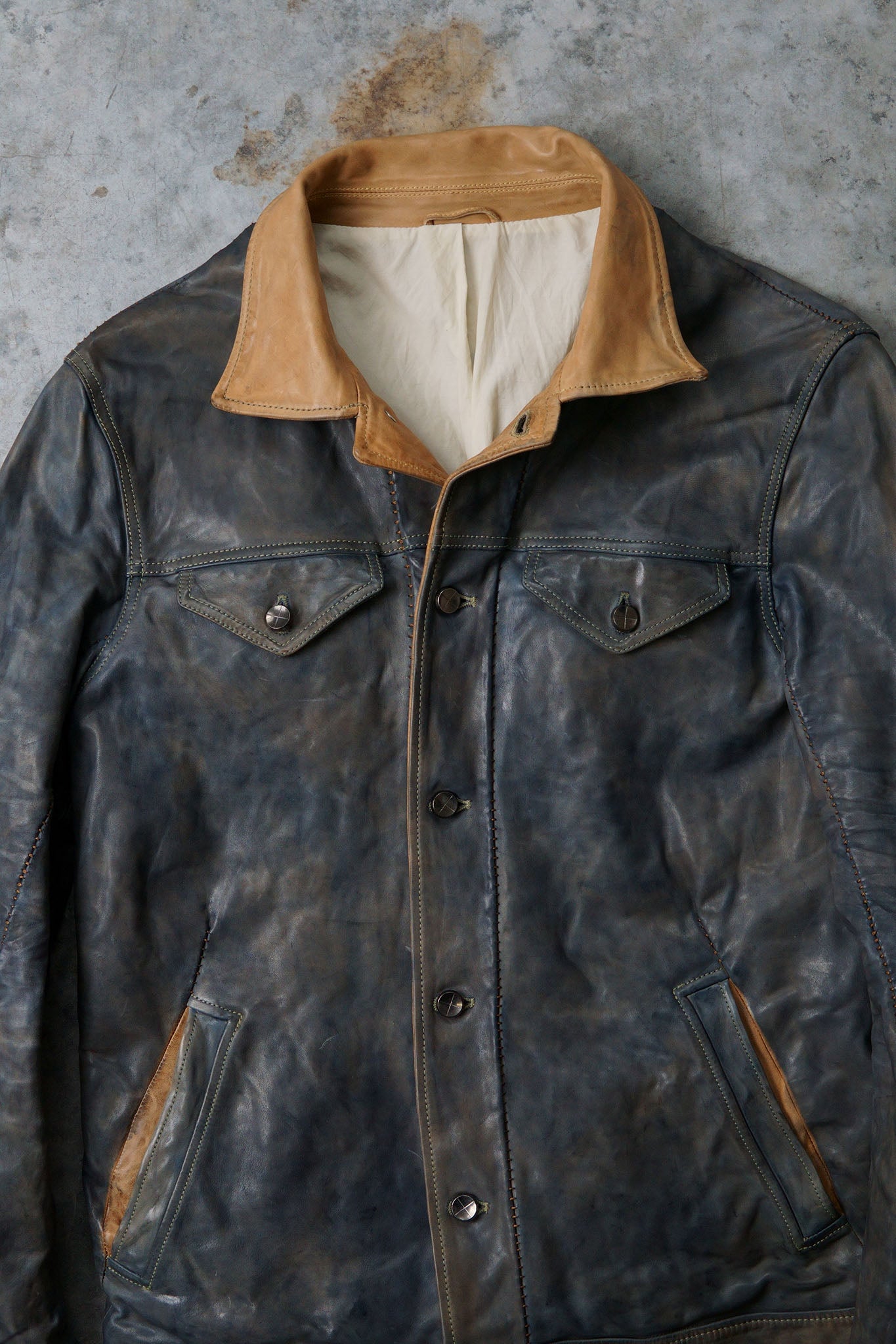 HORSE LEATHER "JEAN" JACKET WITH ONE PIECE SLEEVES