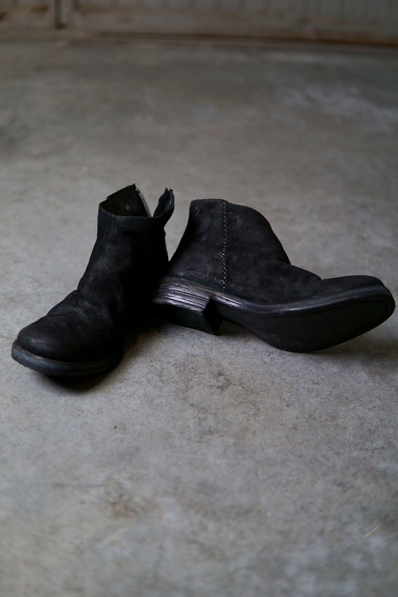 HORSE LEATHER BACK ZIP SHORT BOOTS WITH L2 LEATHER SOLES