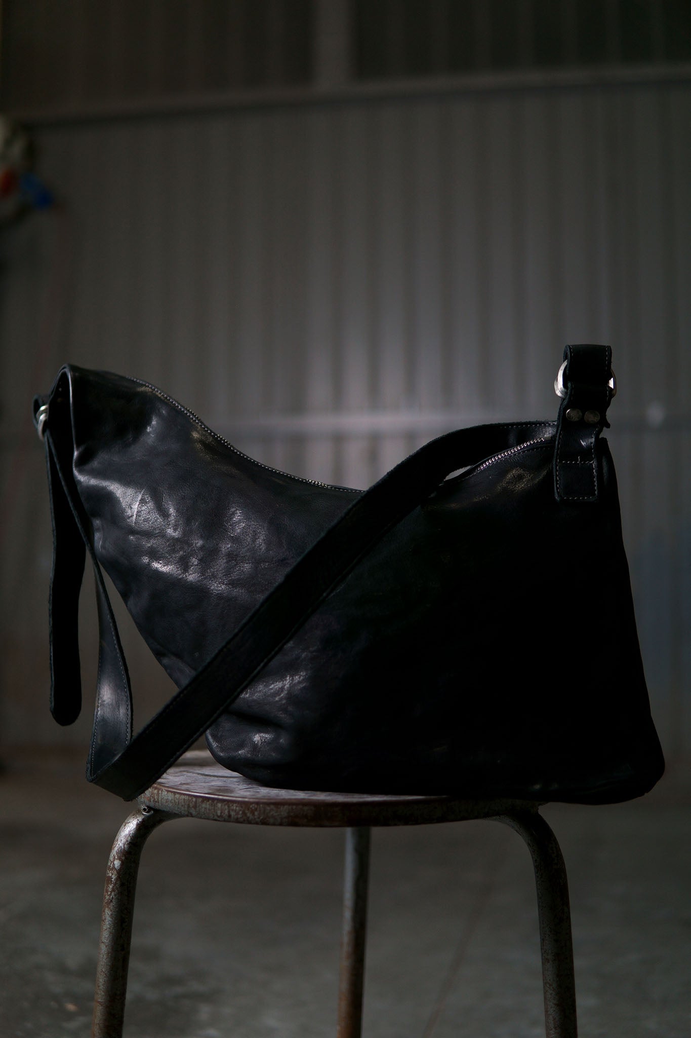 CALF LEATHER SNATPACK V2 UNLINED