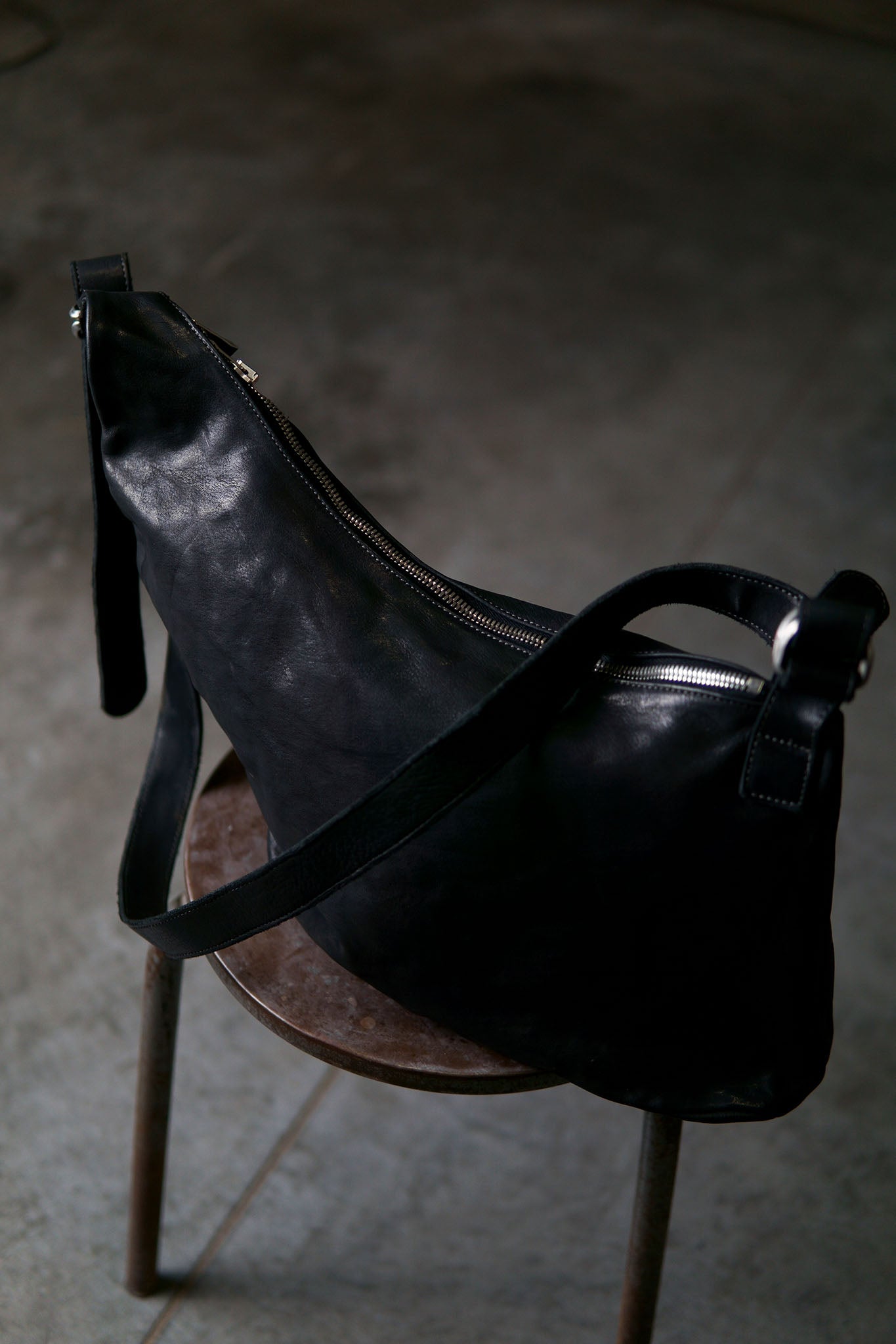 CALF LEATHER SNATPACK V2 UNLINED