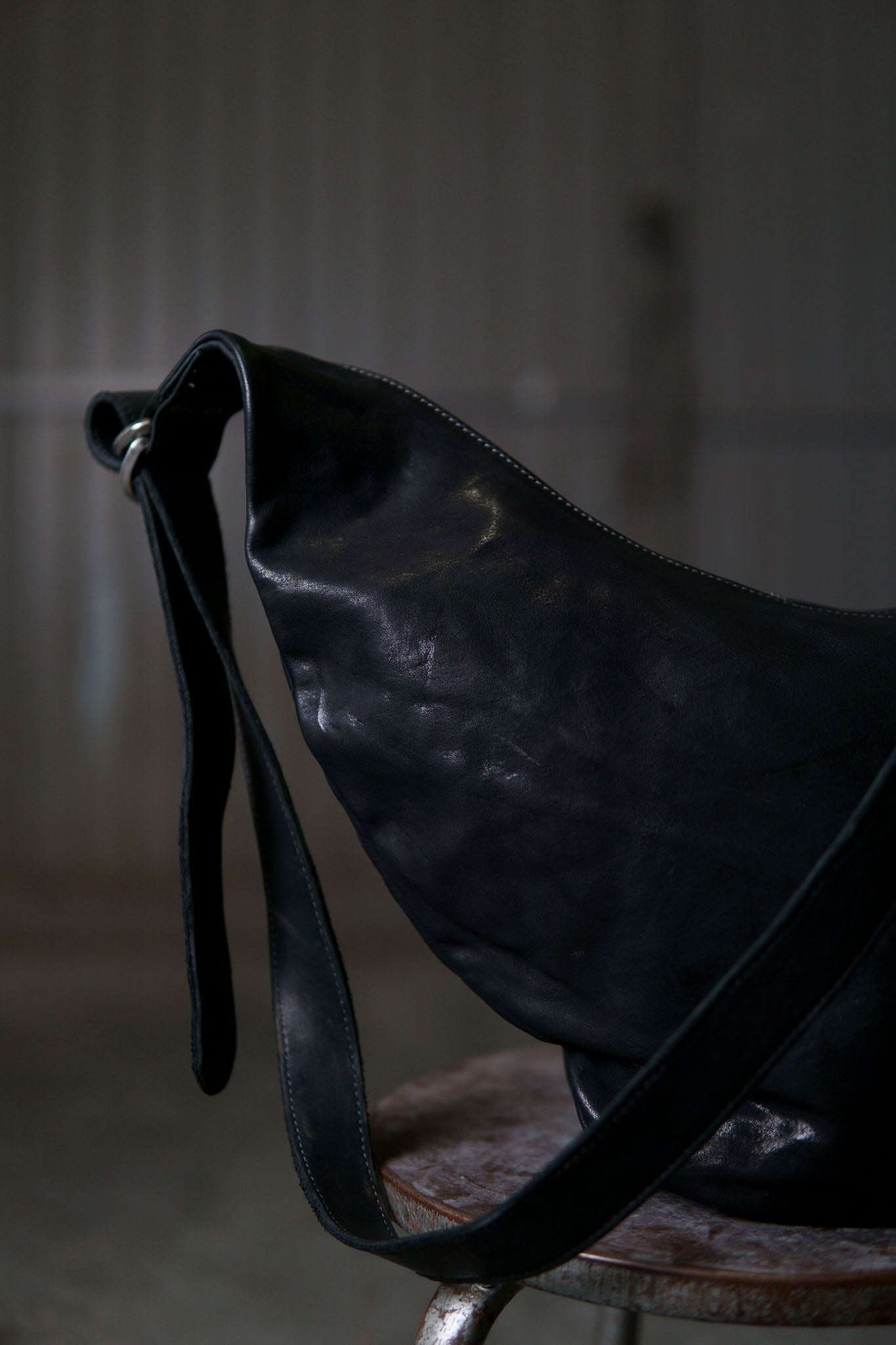 CALF LEATHER SNATPACK V2 UNLINED