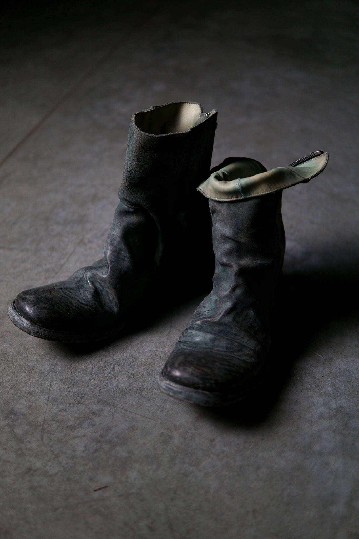 HORSE BUTT BACK ZIP BOOTS WITH L2 LEATHER SOLES