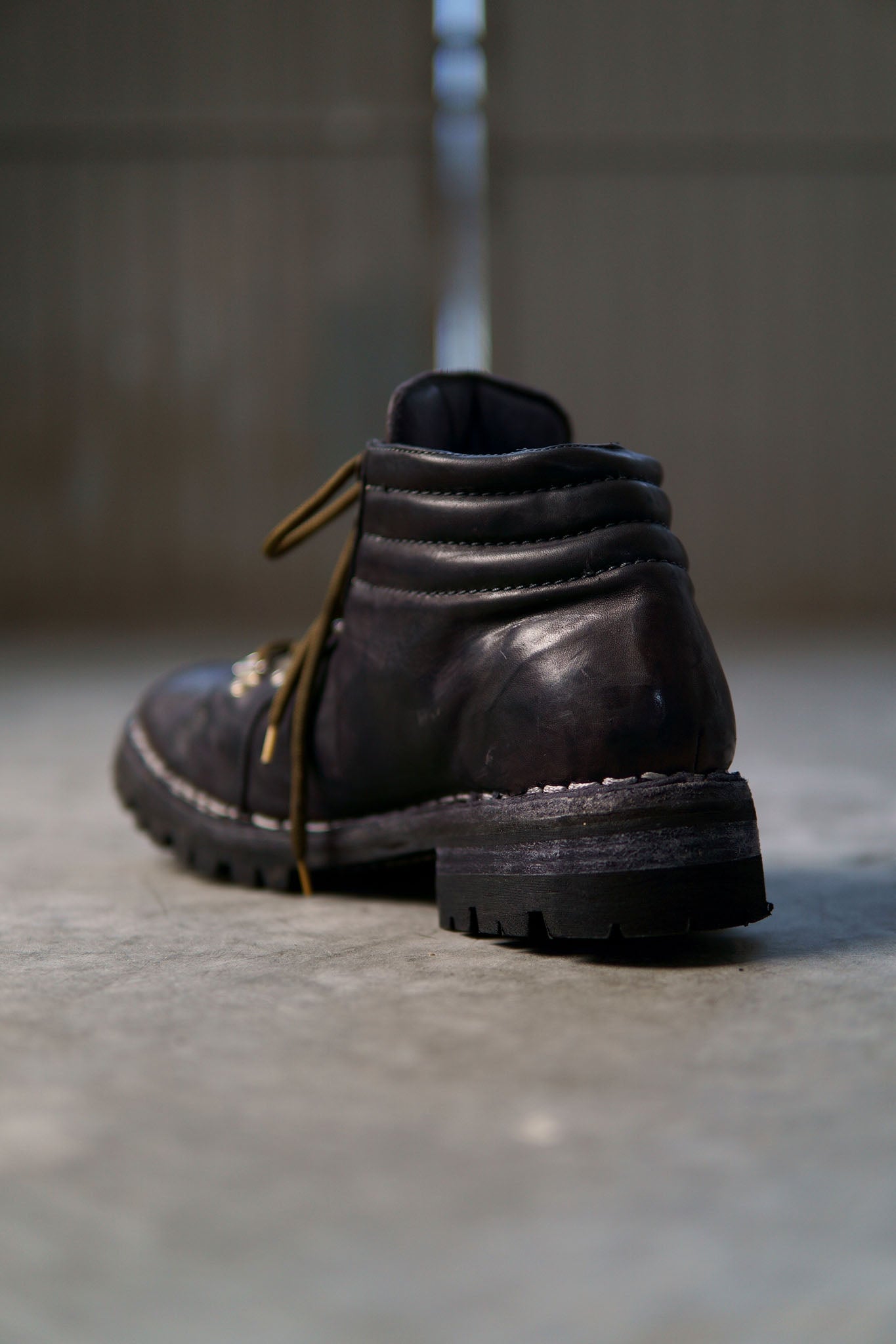 HORSE LEATHER TREKKING BOOTS WITH VIBRAM SOLES AND GOODYEAR WELT