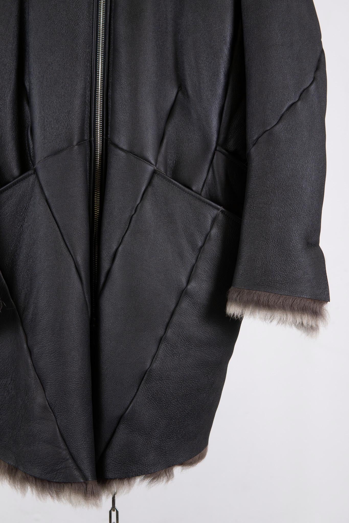 SHEEP SHEARLING  ZIP FRONT W/POKET  COAT