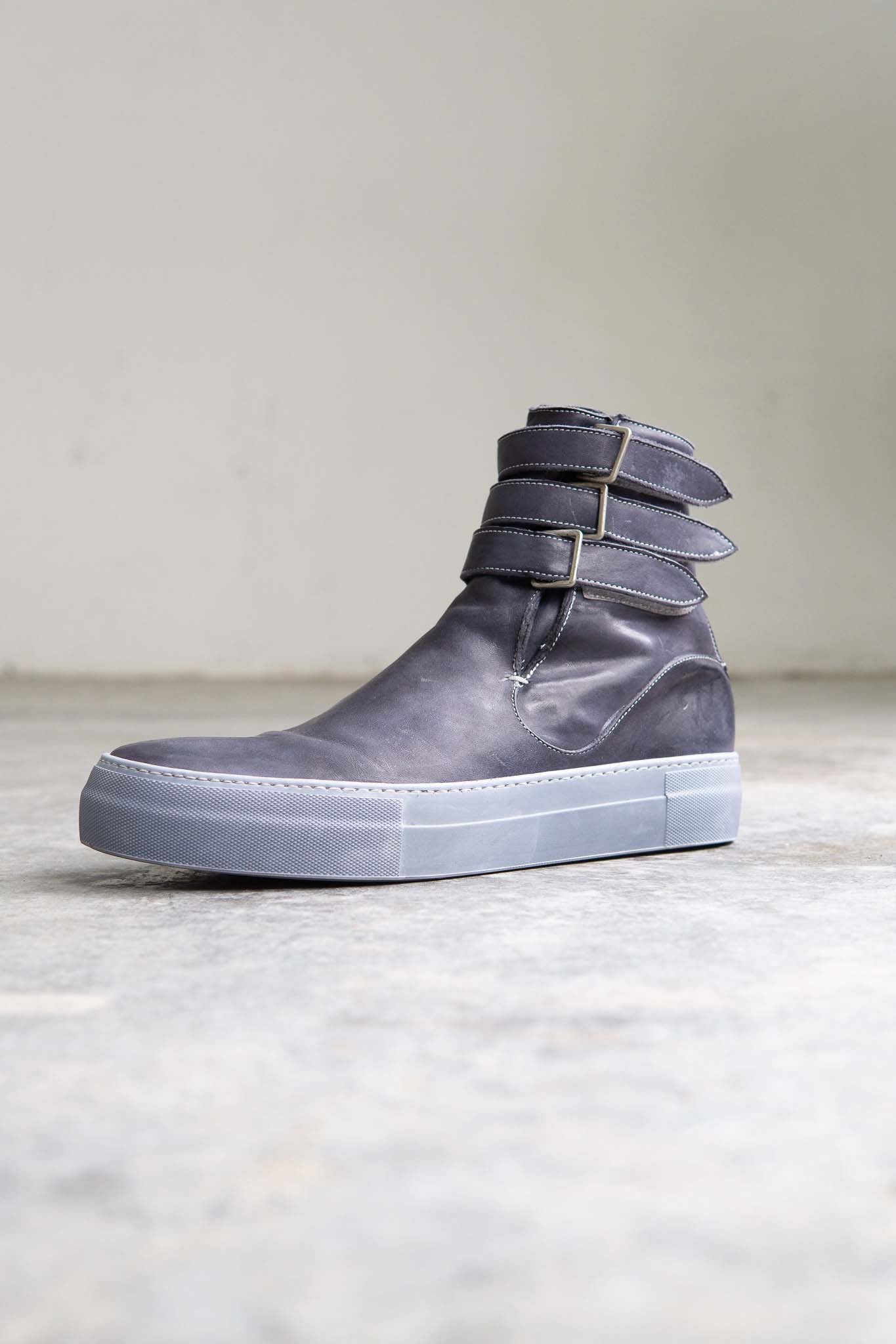 HORSE  WHITE LEATHER SNEAKER DR-4Z WHITE HIGH RUBBER SOLES PIECE DYED