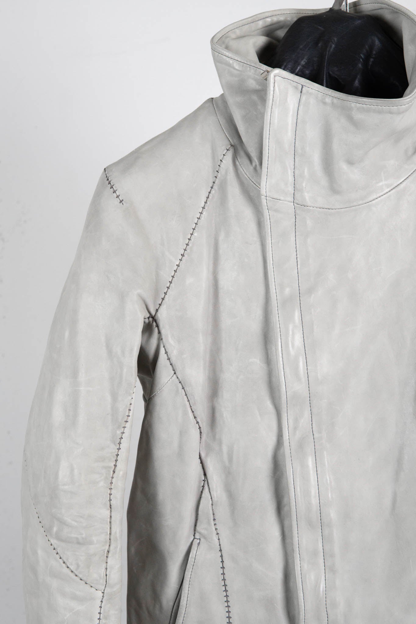 HORSE WHITE LEATHER HIGH COLLAR DARTS SHOULDER JACKET JB-5S