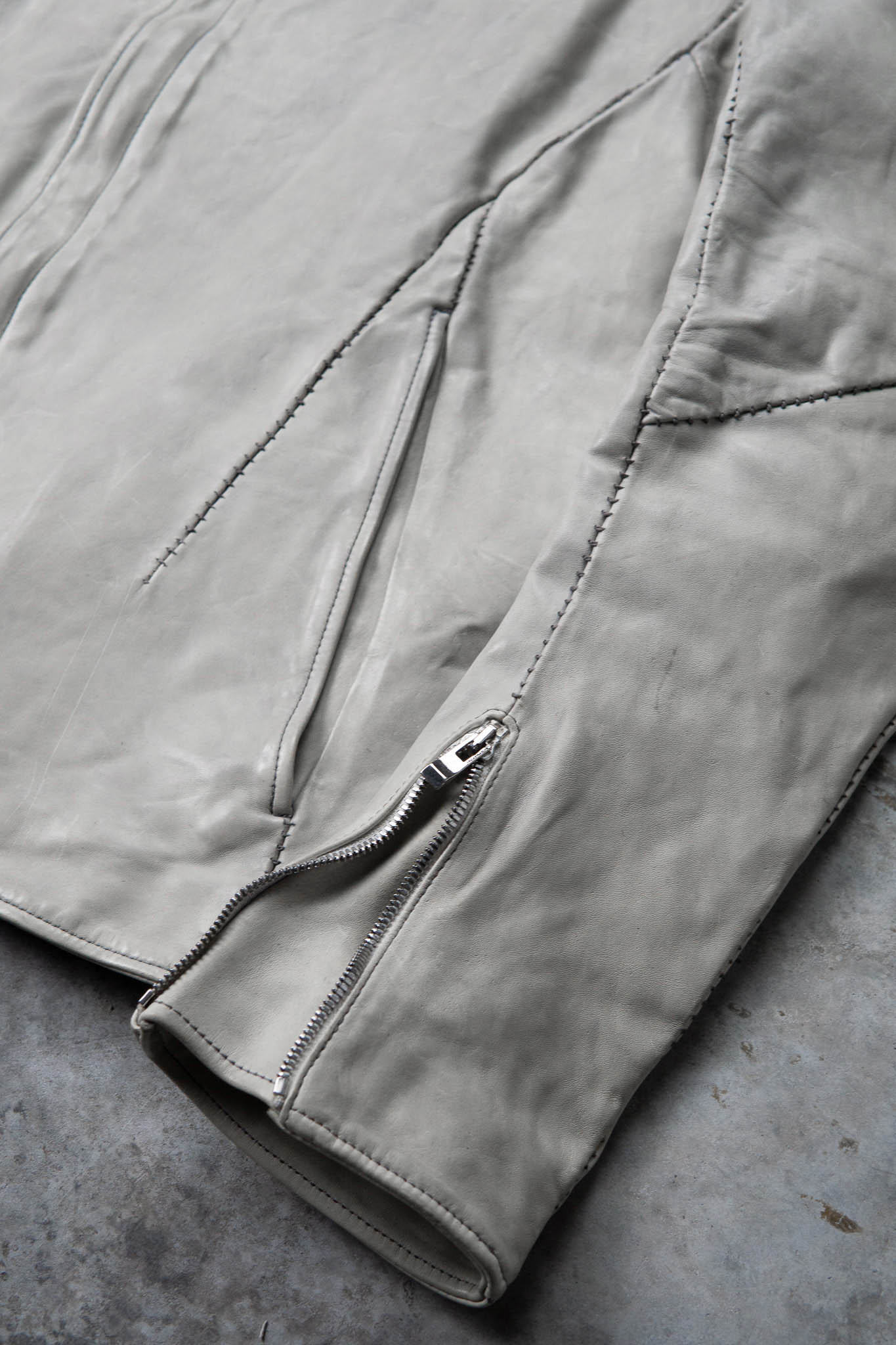 HORSE WHITE LEATHER HIGH COLLAR DARTS SHOULDER JACKET JB-5S