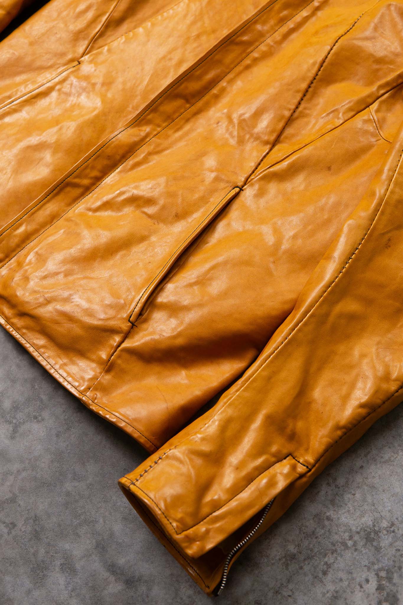 HORSE LEATHER T/NECK ZIP BLOUSON LINED TN-1Z