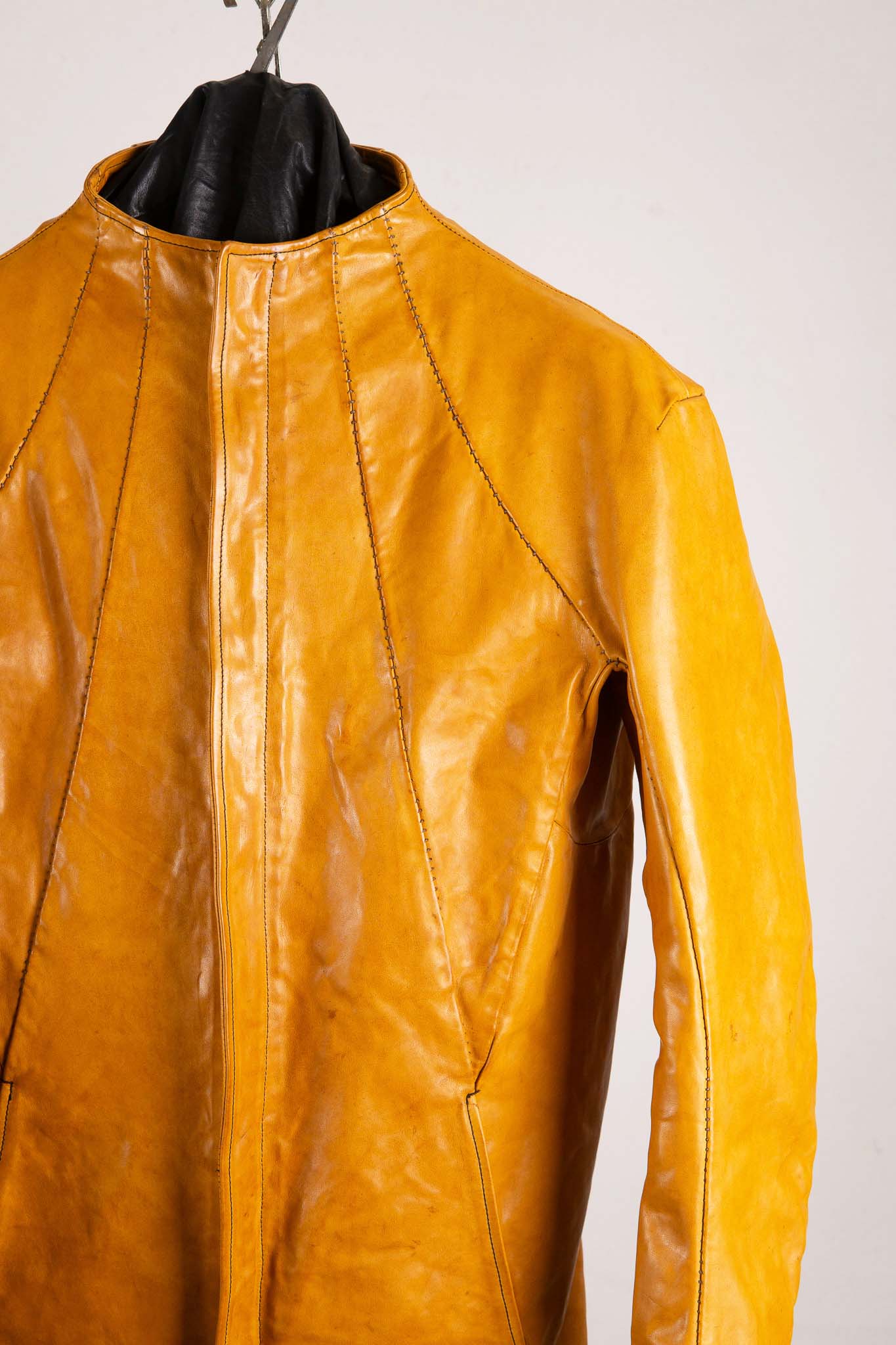 HORSE LEATHER T/NECK ZIP BLOUSON LINED TN-1Z