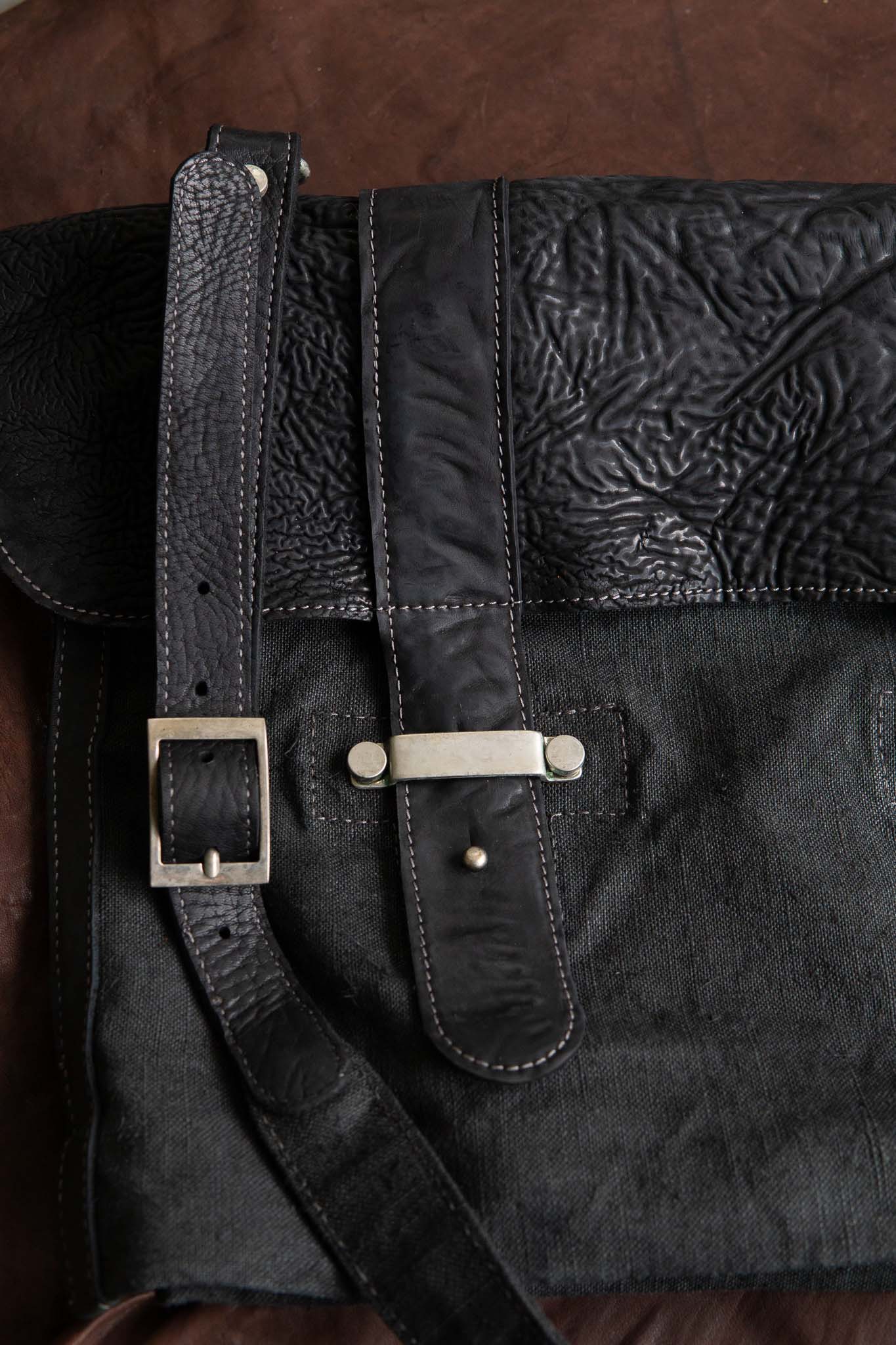 HORSE BUTT RG LEATHER + 1950's VINTAGE LINEN  BAG MAIL MM-5