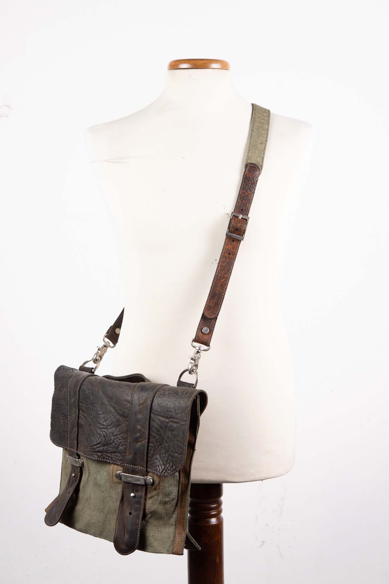 HORSE BUTT RG LEATHER + 1950's VINTAGE LINEN  BAG MAIL MM-5 SMALL