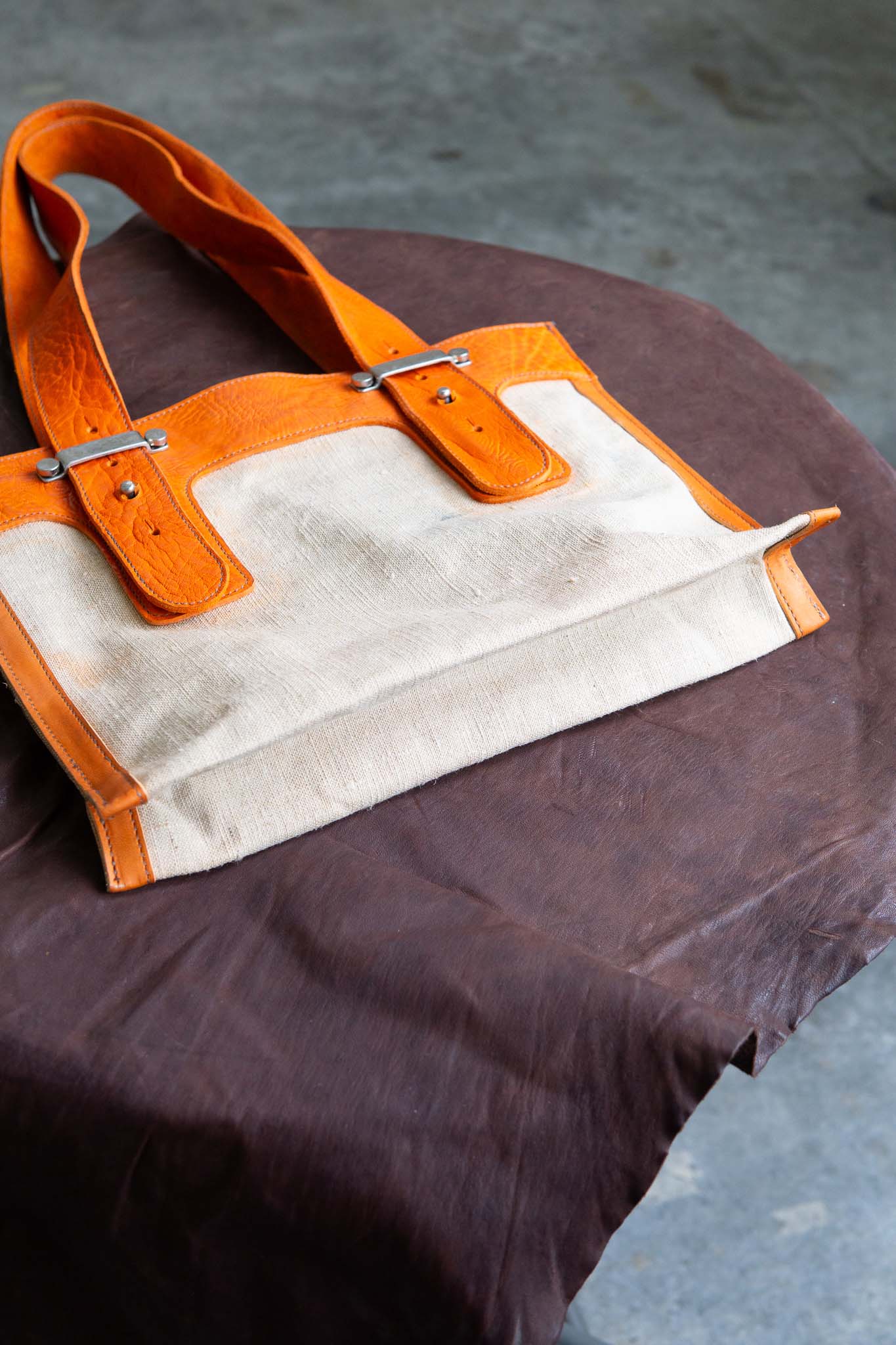 HORSE BUTT RG LEATHER + 1950's VINTAGE LINEN  BAG TOTE MM-6 SMALL ONLY WASHED