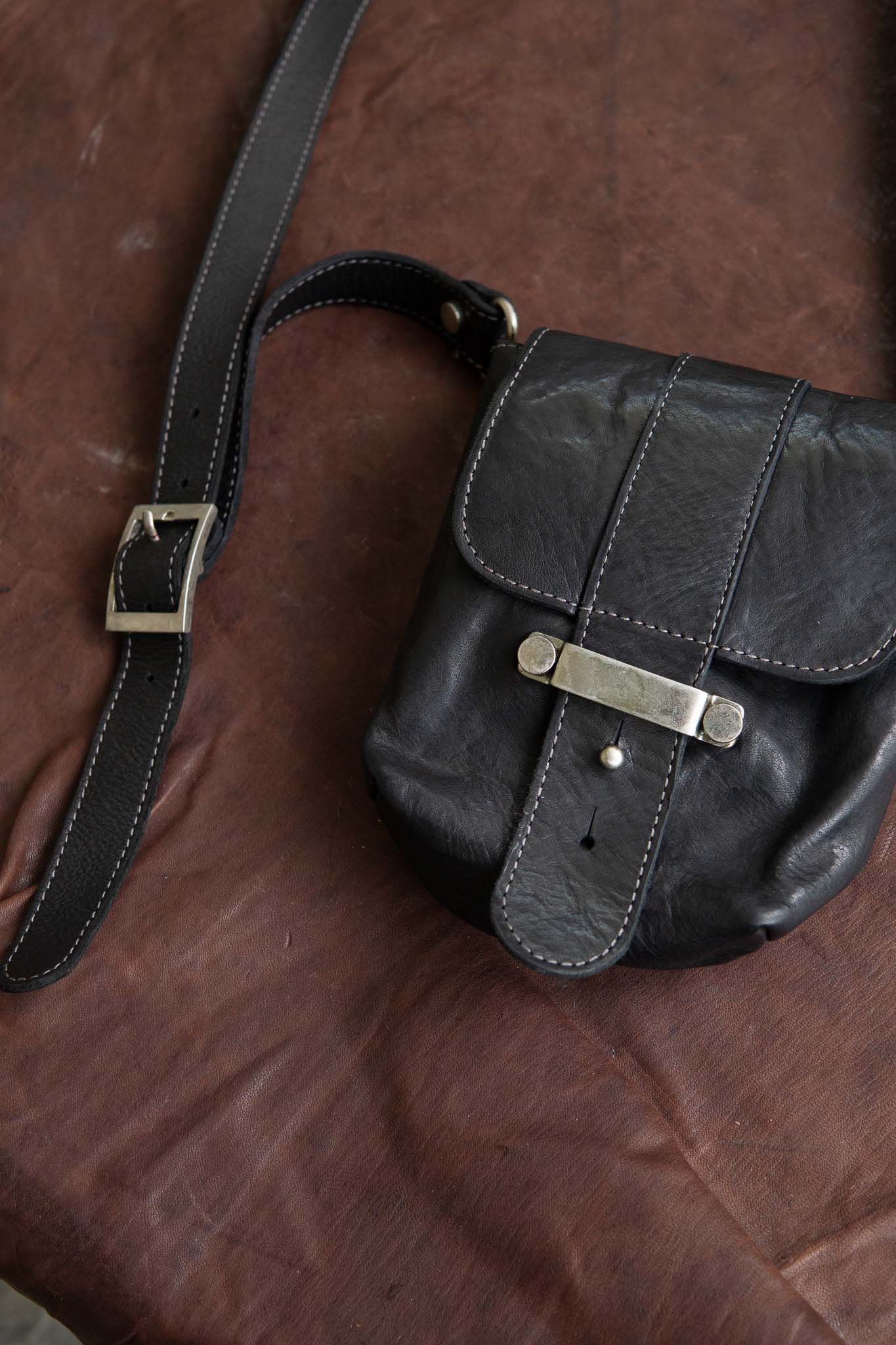 CALF SHOULDER LEATHER 2WAY POUCH MM-7