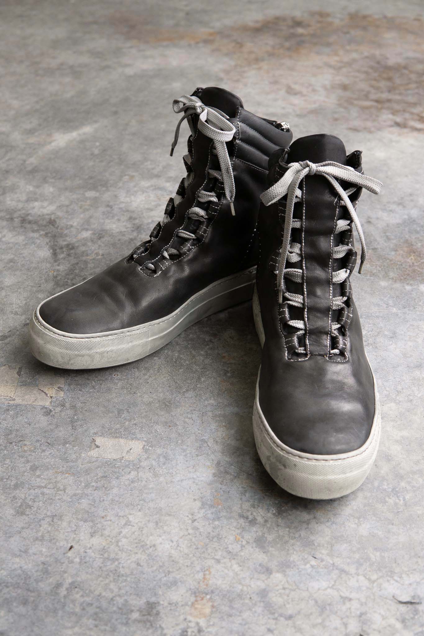 HORSE WHITE LEATHER SNEAKER CL-2 HIGH CUT WHITE HIGH RUBBER SOLES PIECE DYED
