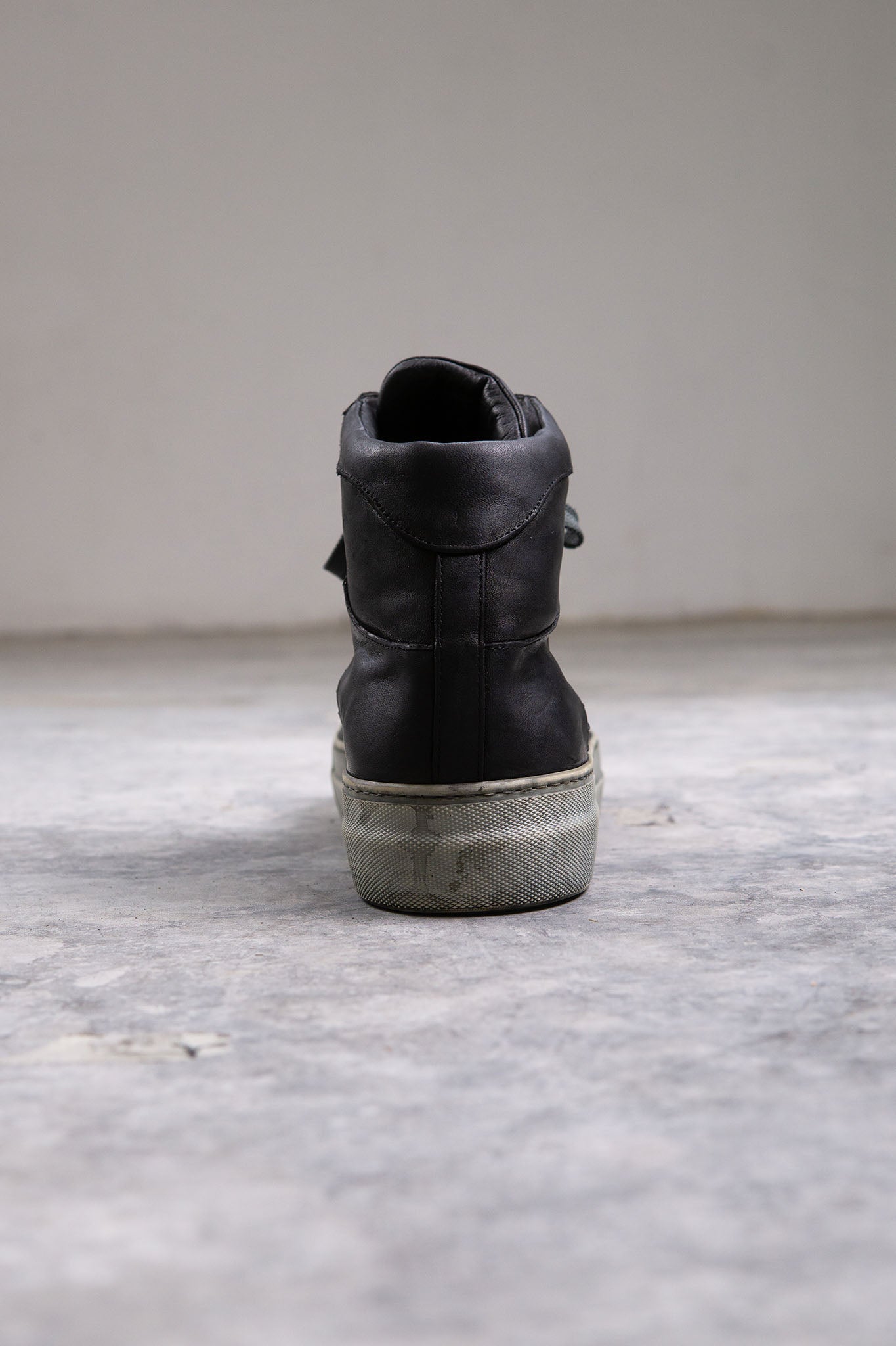 HORSE LEATHER SNEAKER SS-1H HIGH CUT WHITE HIGH RUBBER SOLES PIECE DYED